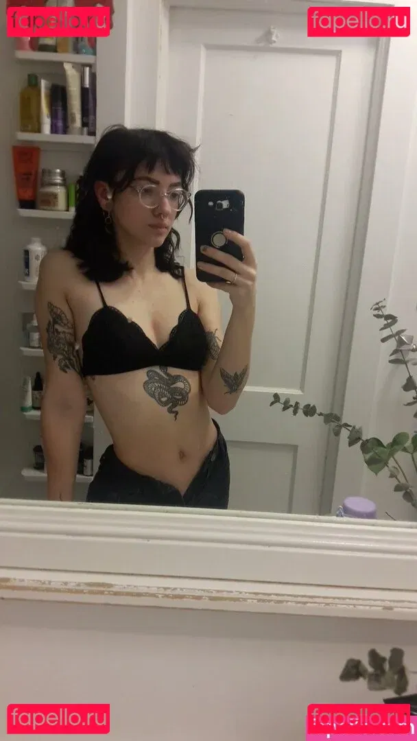 Pleasequietdown Onlyfans Photo Gallery 