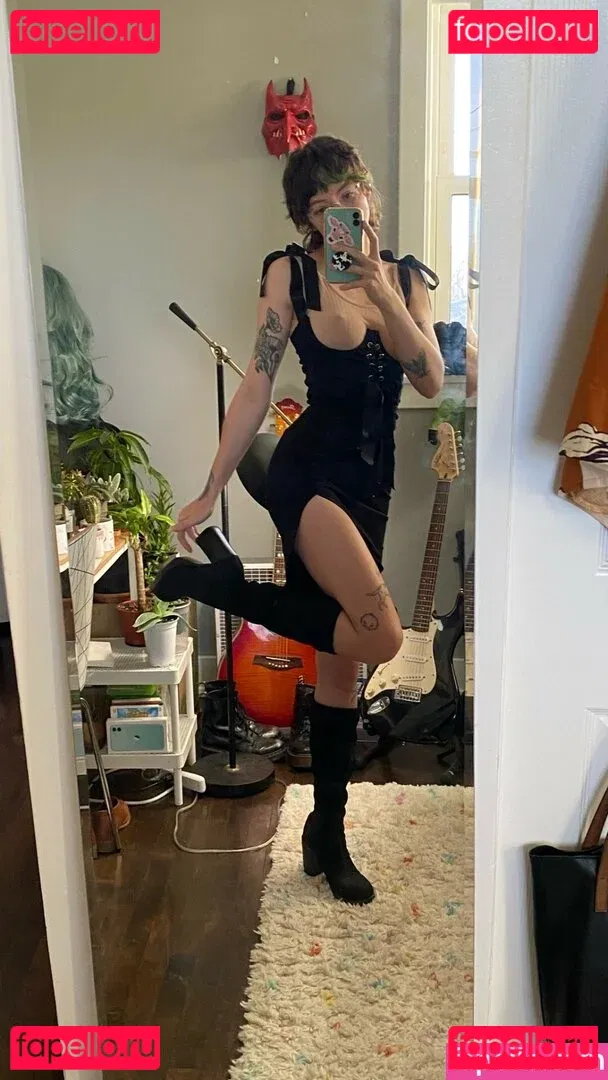 Pleasequietdown Onlyfans Photo Gallery 