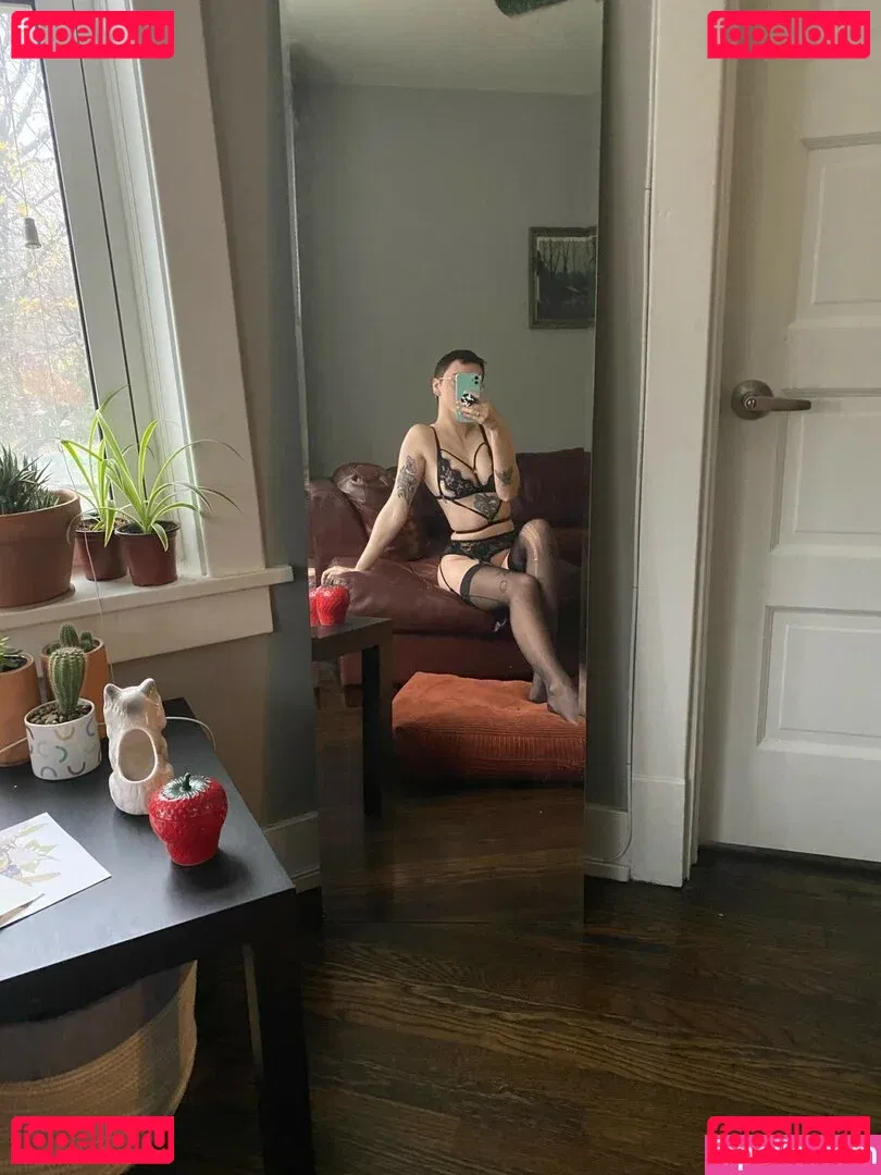 Pleasequietdown Onlyfans Photo Gallery 