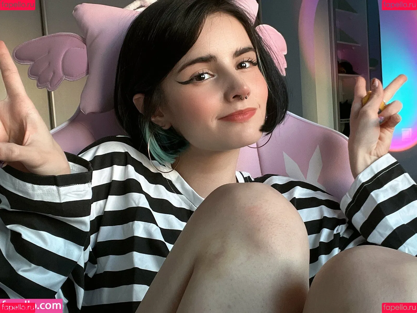 loonassoftfeet Onlyfans Photo Gallery 