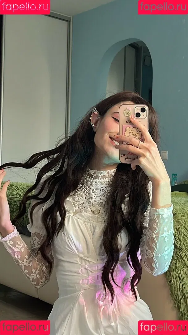loonassoftfeet Onlyfans Photo Gallery 