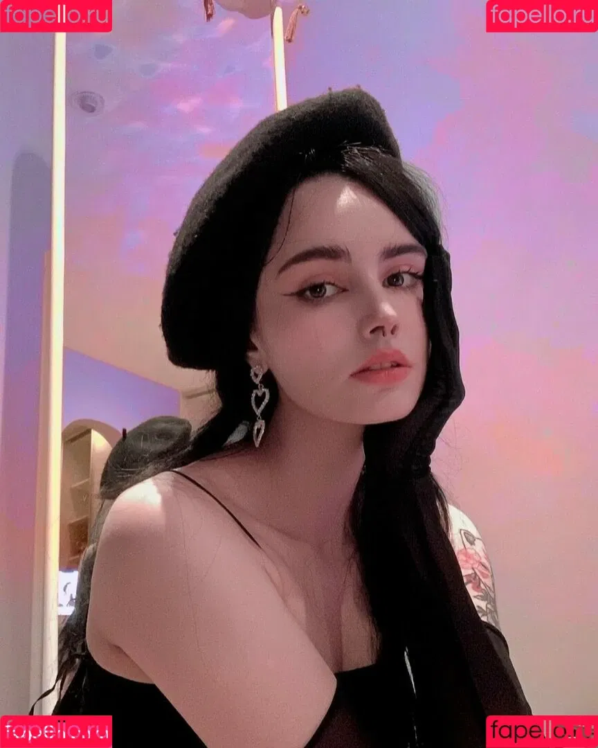 loonassoftfeet Onlyfans Photo Gallery 