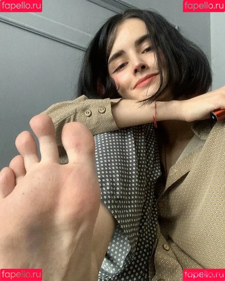 loonassoftfeet Onlyfans Photo Gallery 