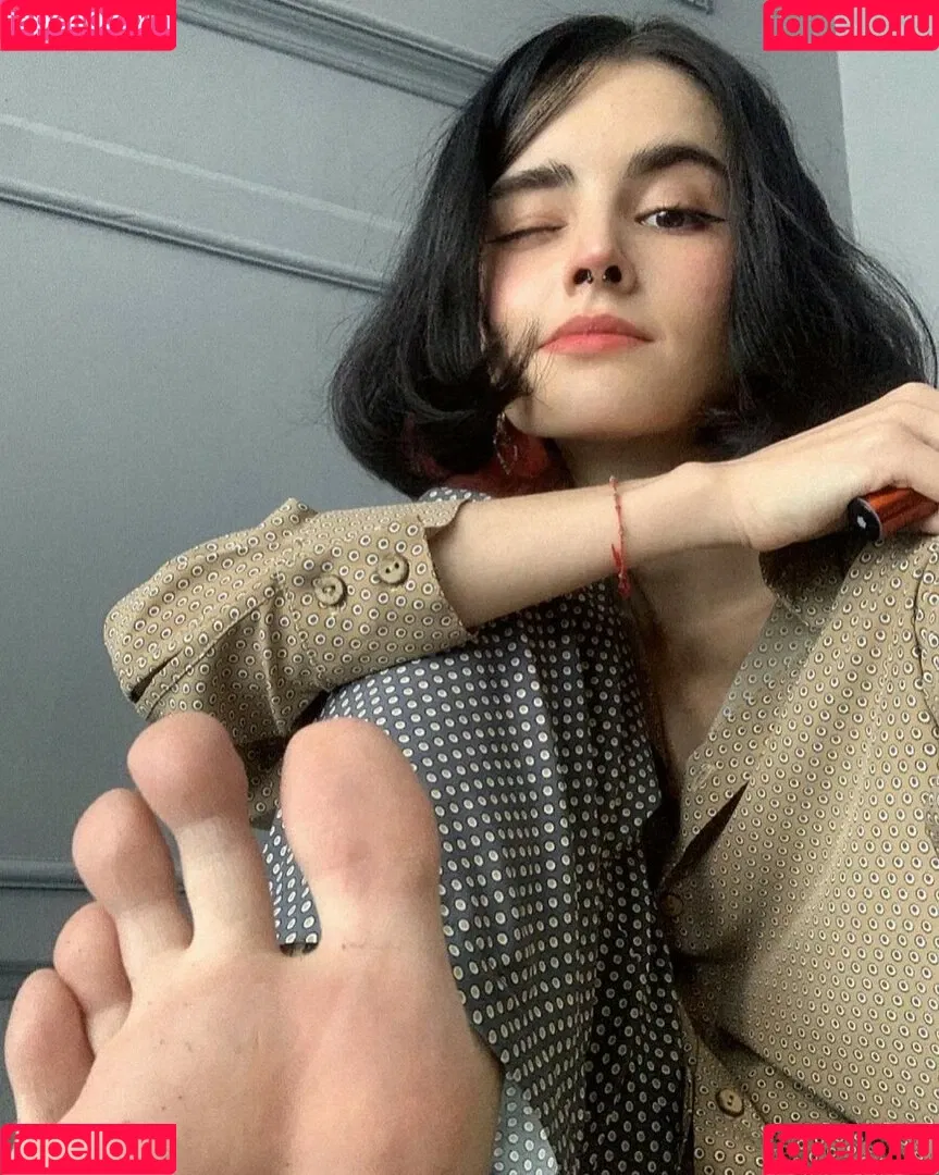 loonassoftfeet Onlyfans Photo Gallery 