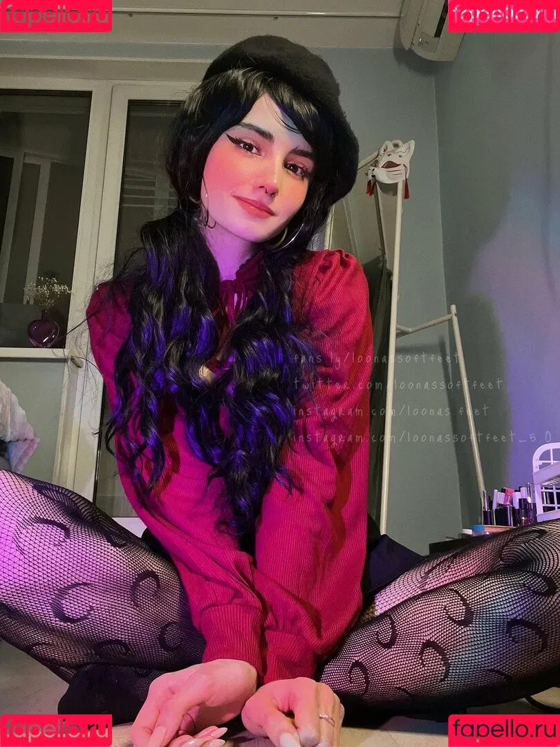 loonassoftfeet Onlyfans Photo Gallery 