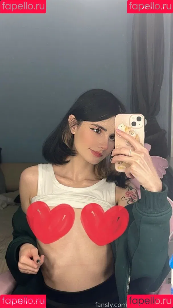 loonassoftfeet Onlyfans Photo Gallery 