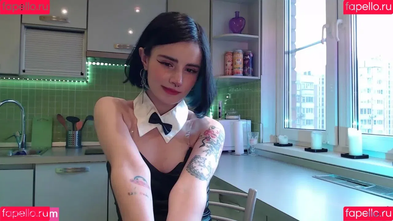 loonassoftfeet Onlyfans Photo Gallery 