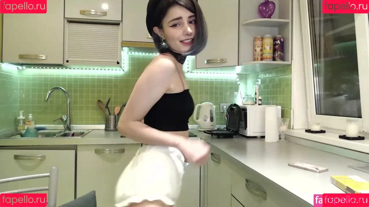 loonassoftfeet Onlyfans Photo Gallery 