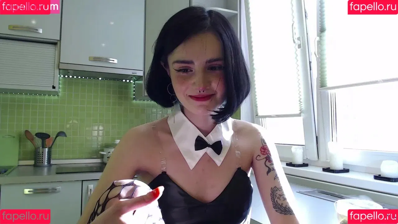 loonassoftfeet Onlyfans Photo Gallery 