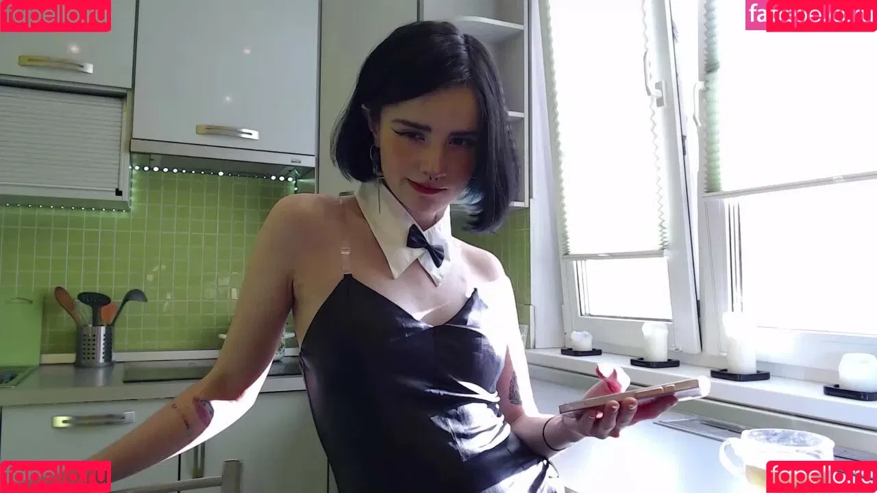 loonassoftfeet Onlyfans Photo Gallery 