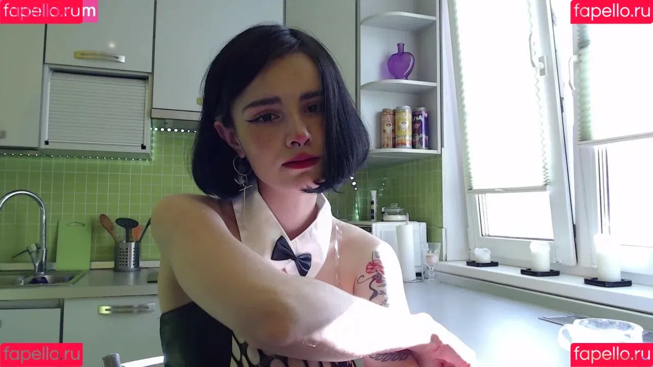 loonassoftfeet Onlyfans Photo Gallery 