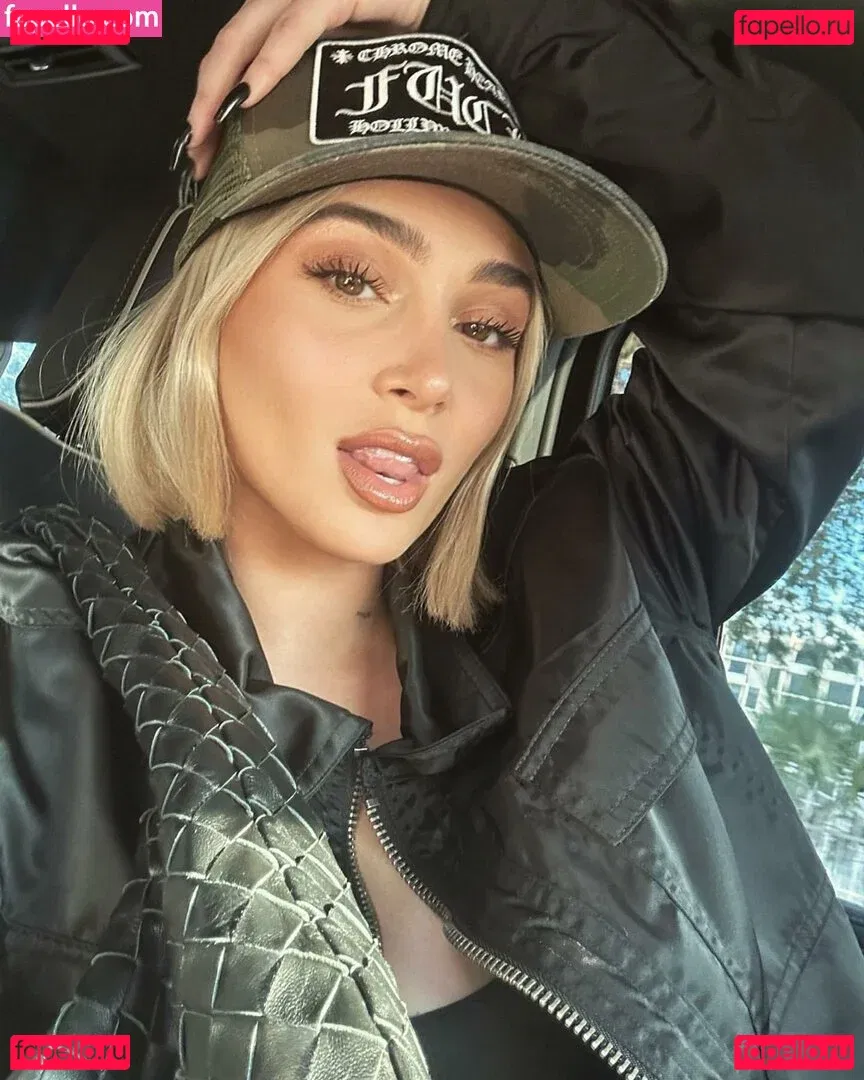 Camaryn Swanson Onlyfans Photo Gallery 