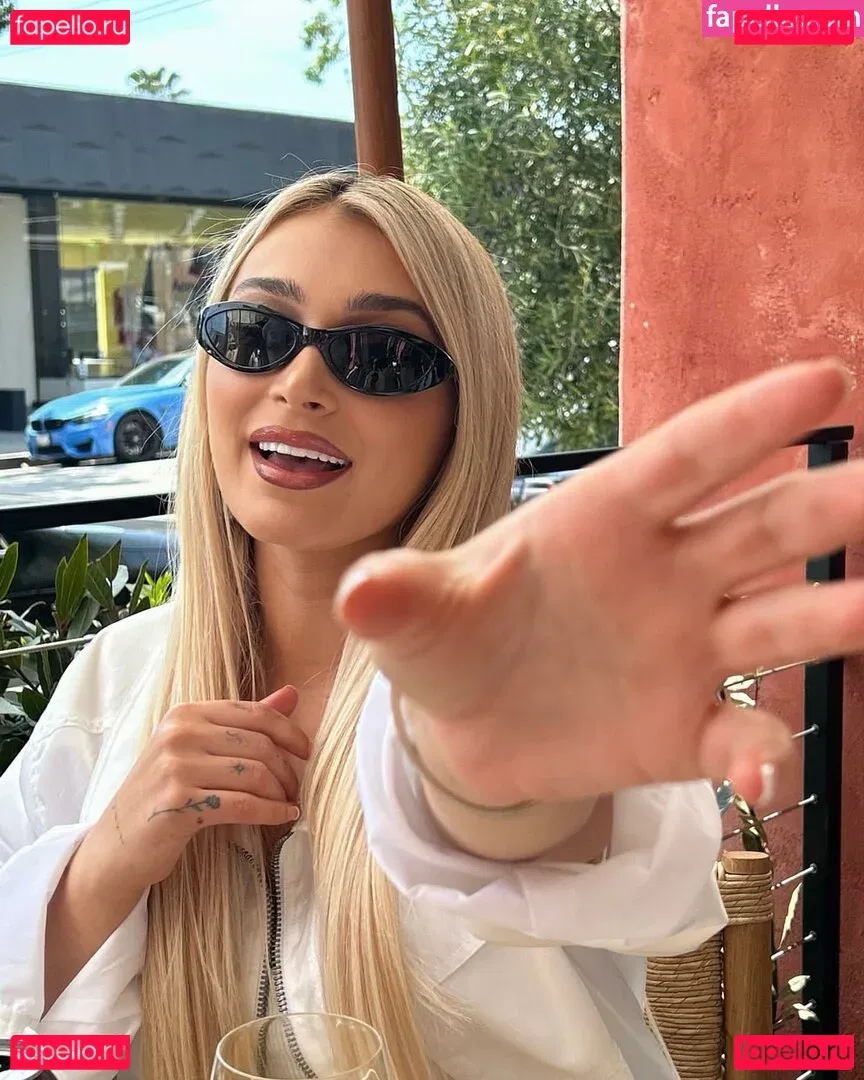 Camaryn Swanson Onlyfans Photo Gallery 