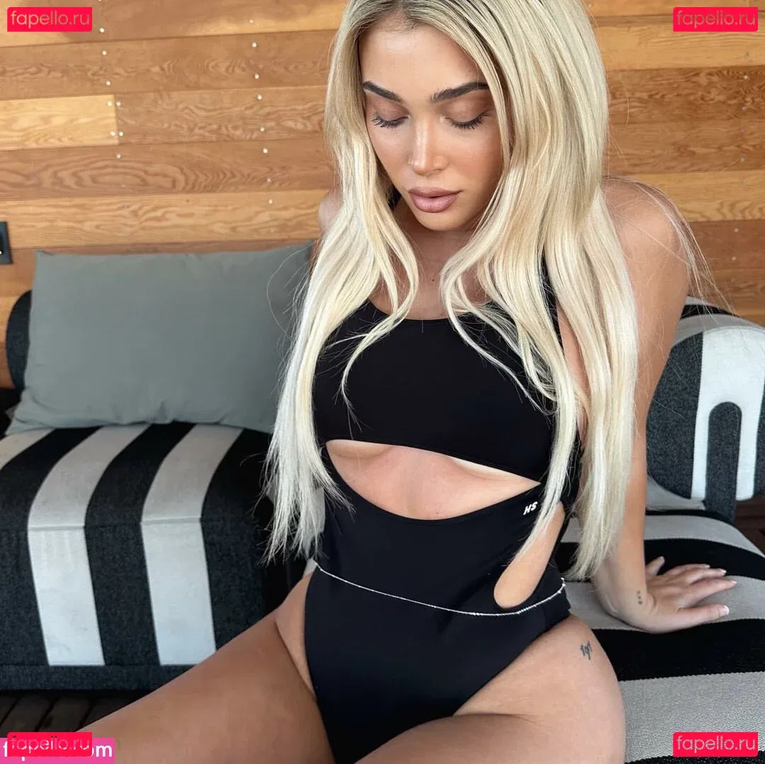 Camaryn Swanson Onlyfans Photo Gallery 