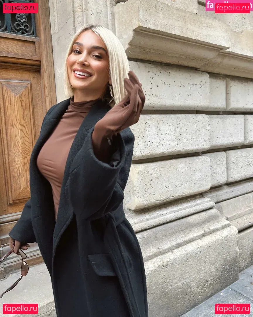 Camaryn Swanson Onlyfans Photo Gallery 