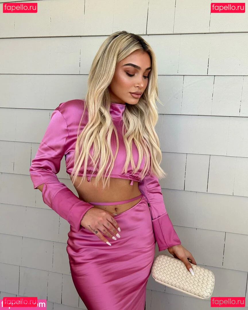 Camaryn Swanson Onlyfans Photo Gallery 