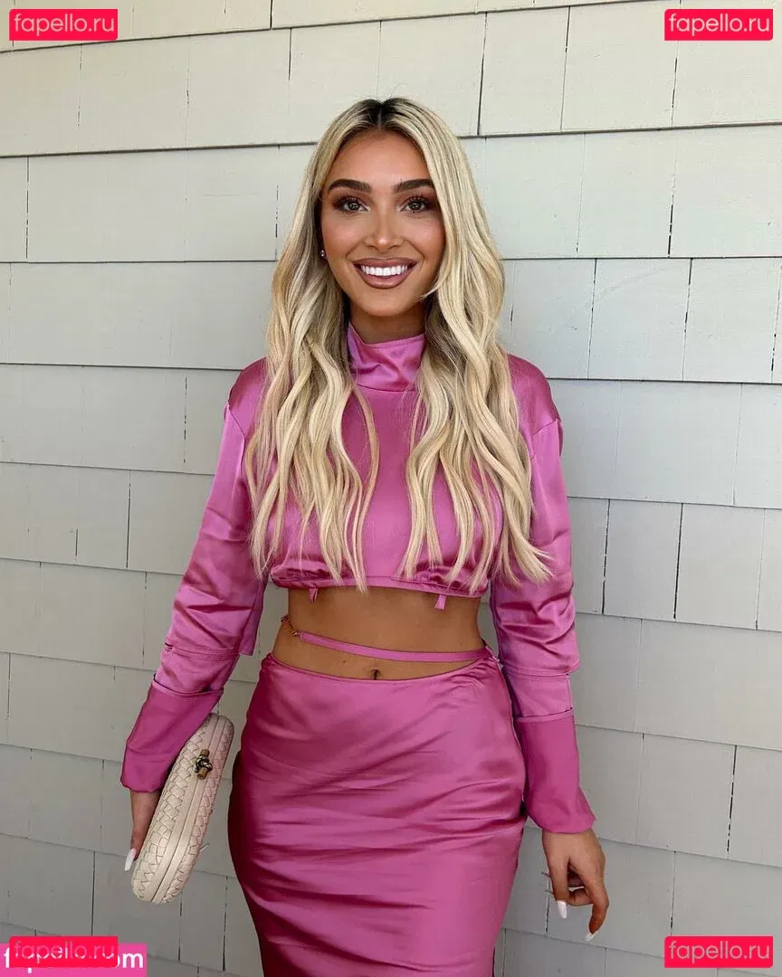 Camaryn Swanson Onlyfans Photo Gallery 