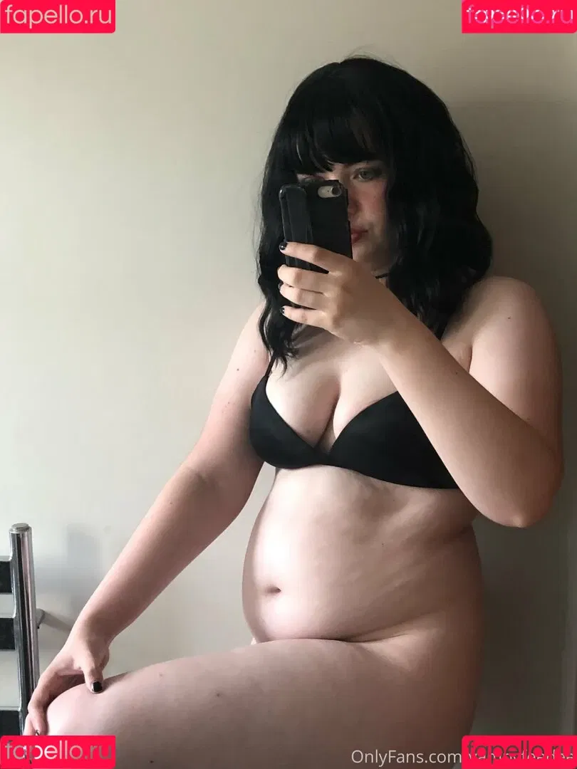 vampyfeedee Onlyfans Photo Gallery 