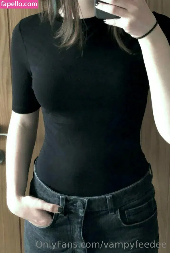 vampyfeedee Onlyfans Photo Gallery 