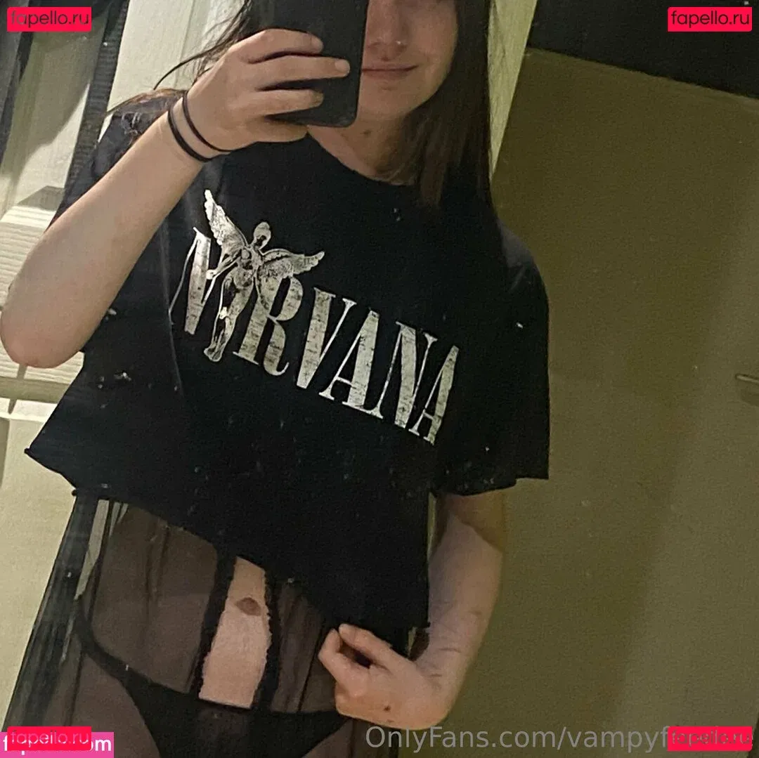 vampyfeedee Onlyfans Photo Gallery 