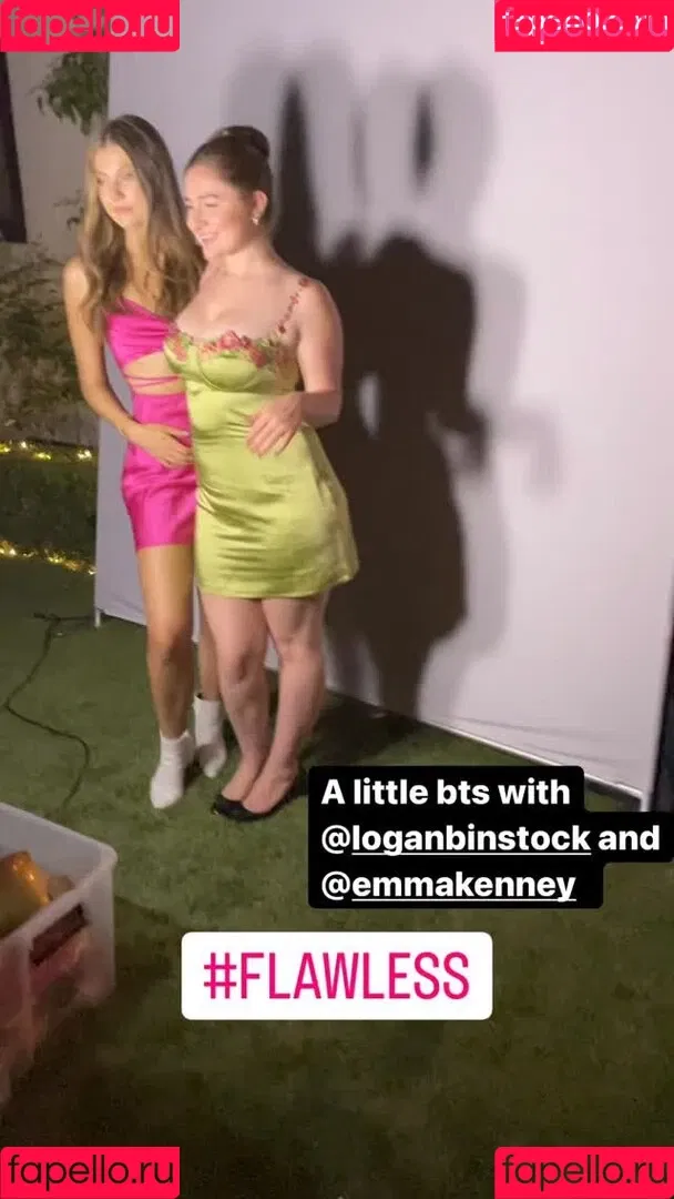 Emma Kenney Onlyfans Photo Gallery 