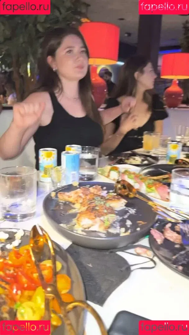 Emma Kenney Onlyfans Photo Gallery 