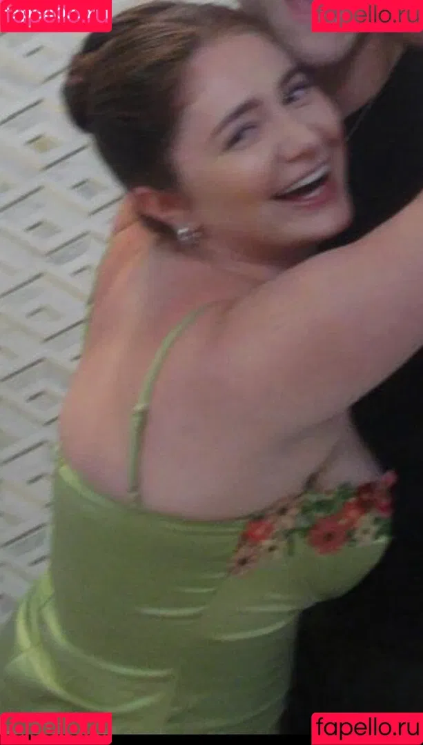 Emma Kenney Onlyfans Photo Gallery 
