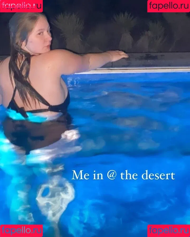 Emma Kenney Onlyfans Photo Gallery 