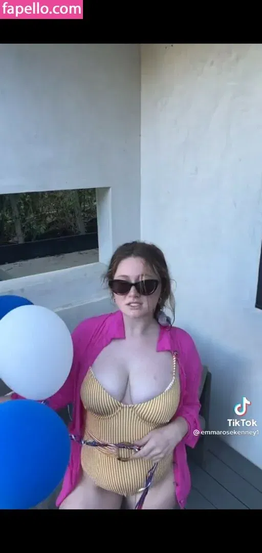 Emma Kenney Onlyfans Photo Gallery 