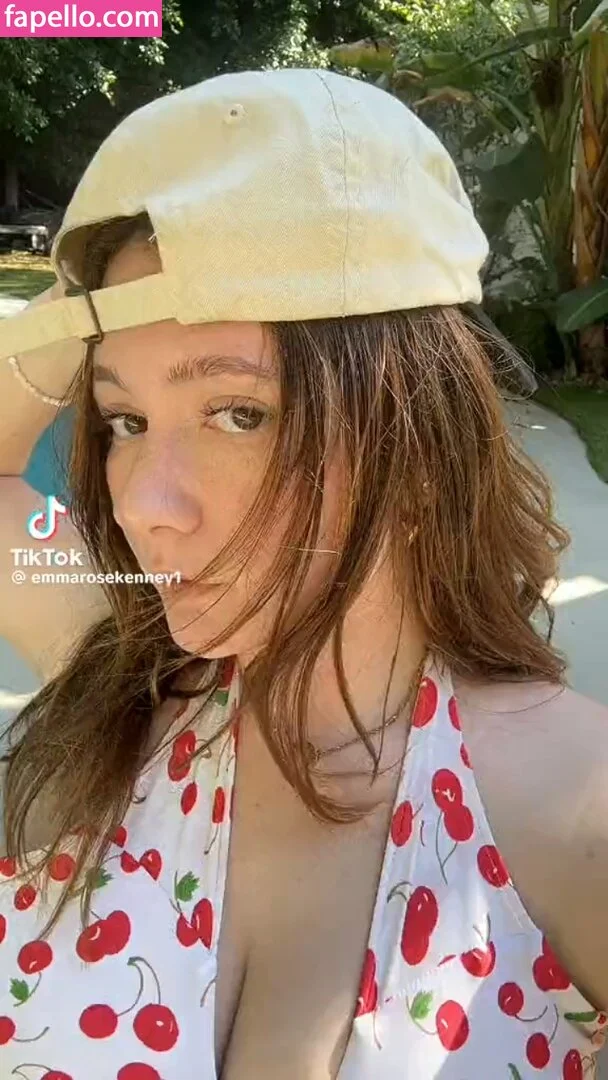 Emma Kenney Onlyfans Photo Gallery 