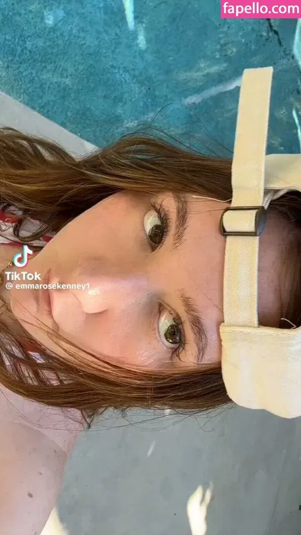 Emma Kenney Onlyfans Photo Gallery 