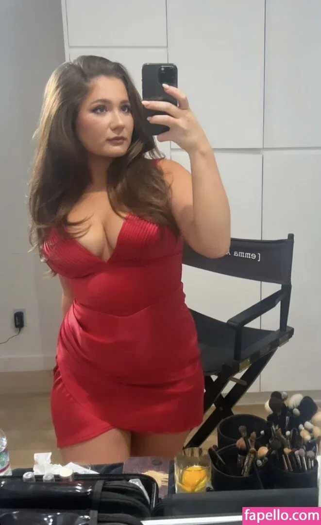 Emma Kenney Onlyfans Photo Gallery 