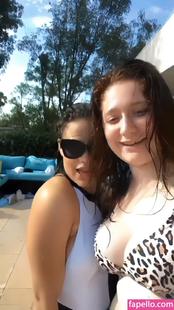 Emma Kenney Onlyfans Photo Gallery 