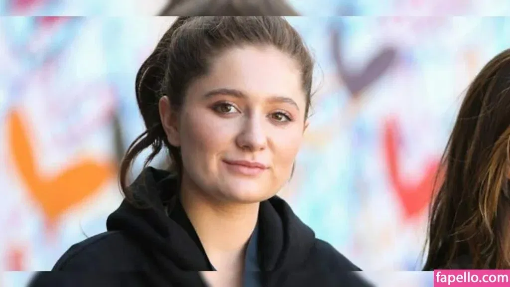 Emma Kenney Onlyfans Photo Gallery 