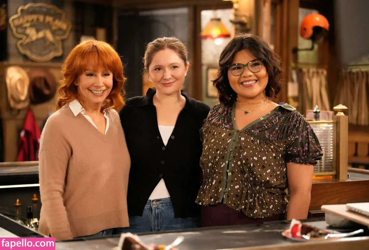 Emma Kenney Onlyfans Photo Gallery 