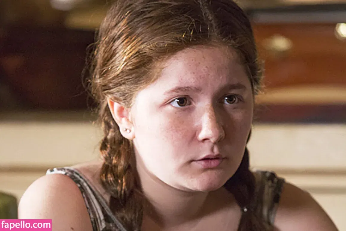 Emma Kenney Onlyfans Photo Gallery 