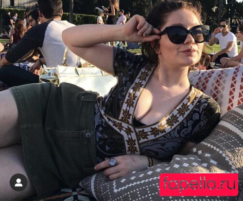 Emma Kenney Onlyfans Photo Gallery 