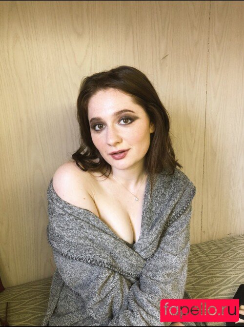 Emma Kenney Onlyfans Photo Gallery 