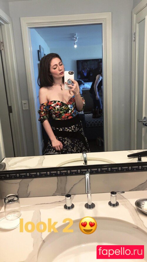 Emma Kenney Onlyfans Photo Gallery 