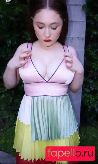 Emma Kenney Onlyfans Photo Gallery 