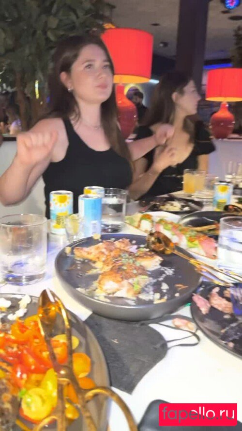 Emma Kenney Onlyfans Photo Gallery 