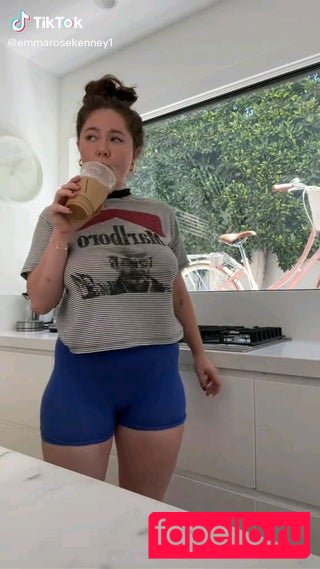 Emma Kenney Onlyfans Photo Gallery 