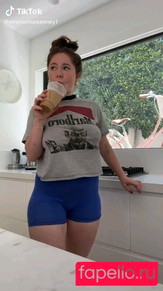 Emma Kenney Onlyfans Photo Gallery 