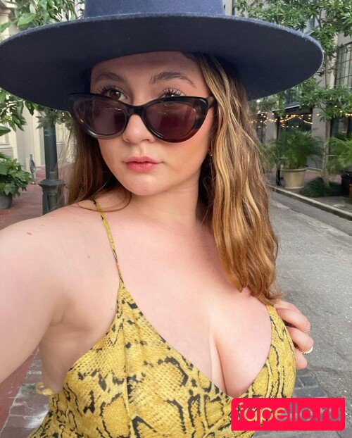 Emma Kenney
