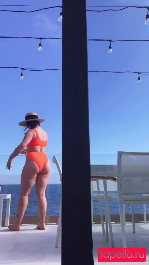 Emma Kenney Onlyfans Photo Gallery 