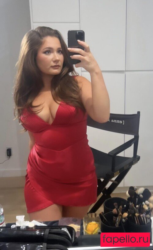 Emma Kenney Onlyfans Photo Gallery 
