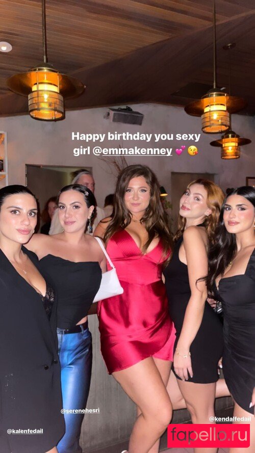 Emma Kenney Onlyfans Photo Gallery 