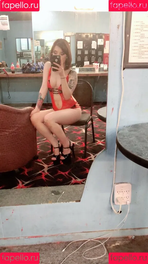 BadFawn FREE Onlyfans Photo Gallery 