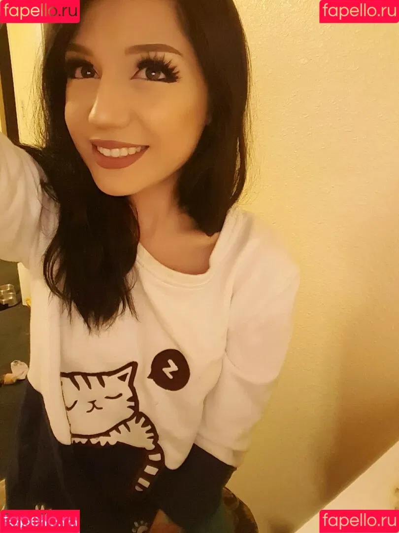 BadFawn FREE Onlyfans Photo Gallery 