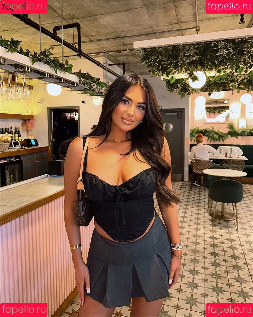 ambsphillips Onlyfans Photo Gallery 